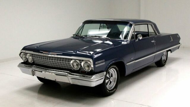 Nicely Preserved Steel Exterior 283ci V8 4-Speed Muncie Plenty Of Nice Chrome 1963 Chevrolet Impala Coupe