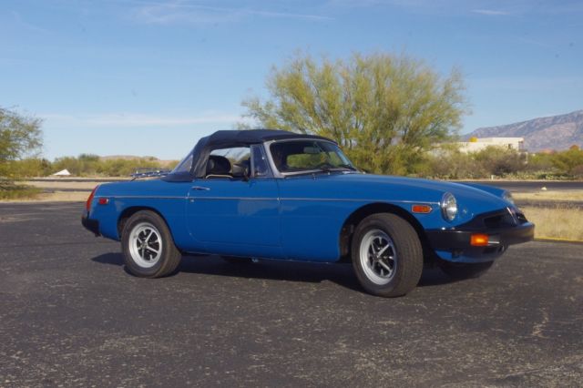 NICELY RESTORED 1974 1/2 MGB 1974 MG MGB