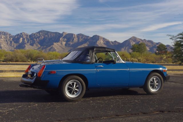 1974 MG MGB - photo 2