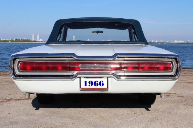 1966 Ford Thunderbird Convertible - photo 12