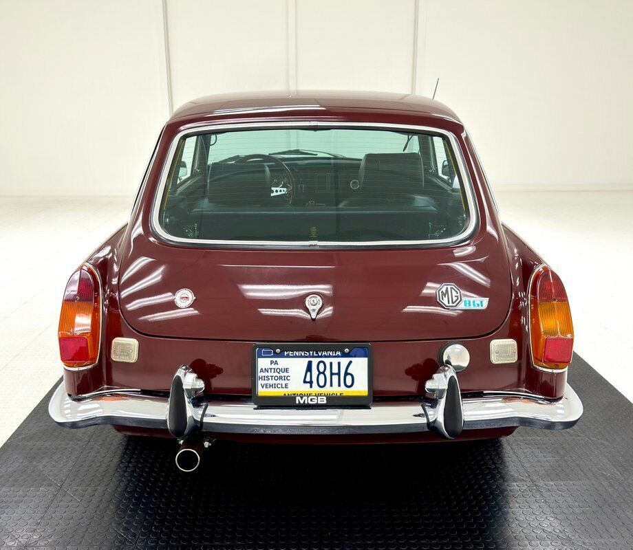 1973 MG MGB GT - photo 4