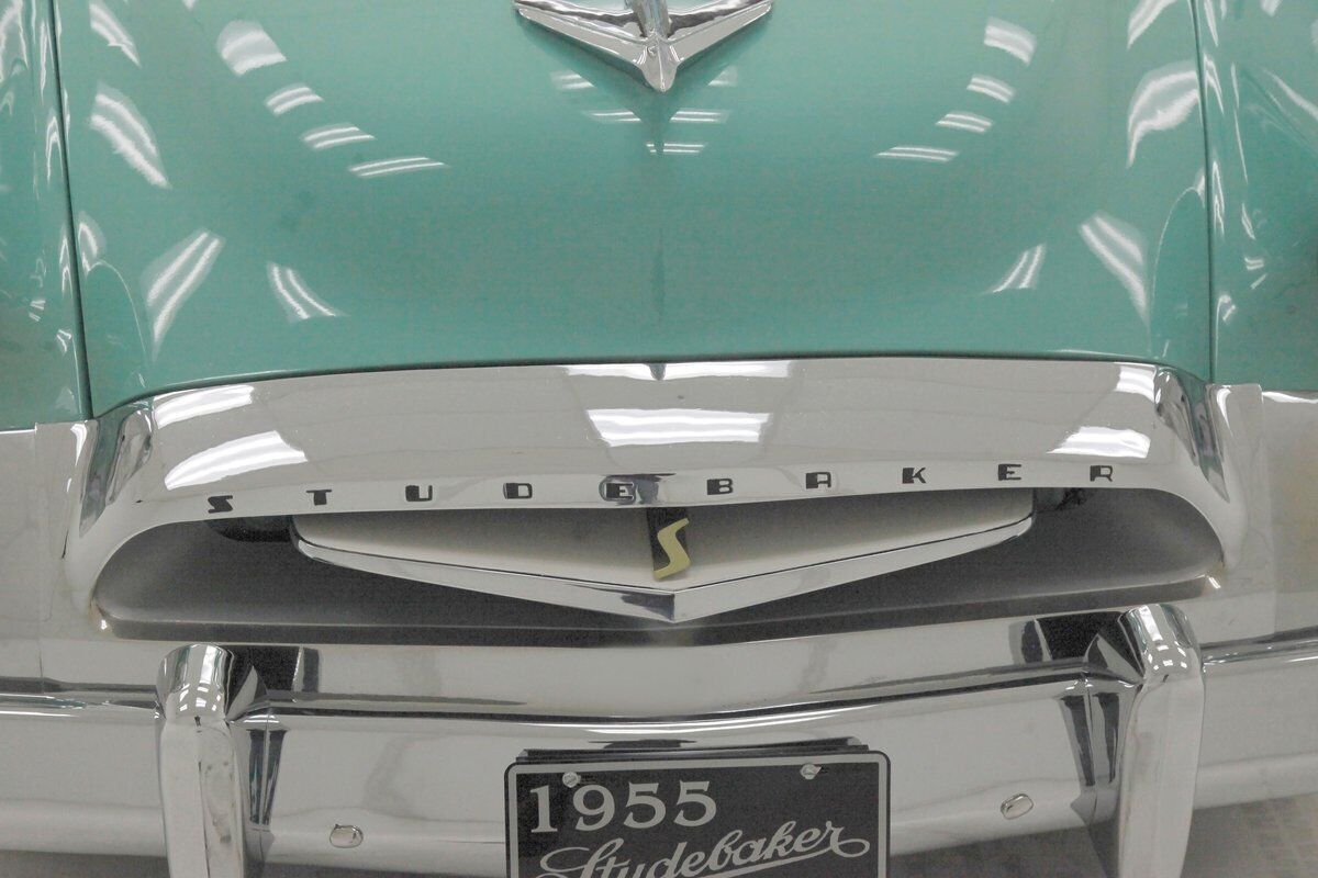 1955 Studebaker President Sedan - photo 12