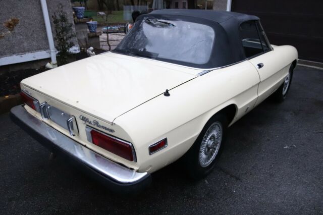 1975 Alfa Romeo Spider - photo 4
