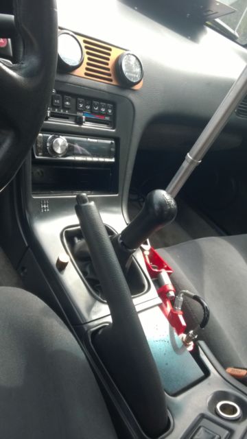 1993 Nissan 240SX SE Hatchback 2-Door - photo 12