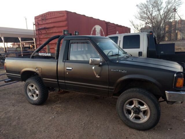 1985 Nissan Other Pickups