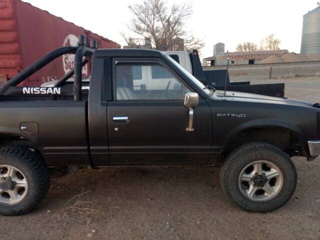 1985 Nissan Other Pickups - photo 9