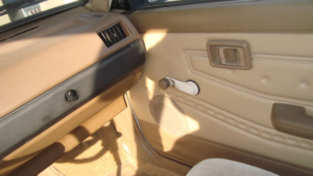 1984 Nissan Sentra XE - photo 11