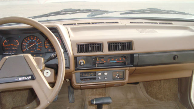 1984 Nissan Sentra XE - photo 9