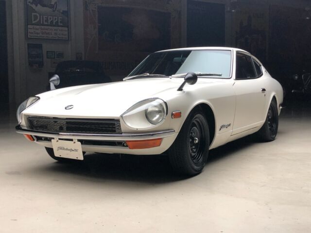 Nissan Fairlady Z Fully Restored Clean California Title RHD Right Hand Drive! 1971 Datsun Z-Series