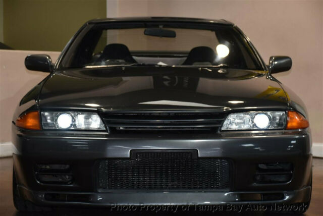 Nissan GT-R Coupe Unspecified Gasoline 2.8L Gun Grey Metallic 1992 Nissan GT-R