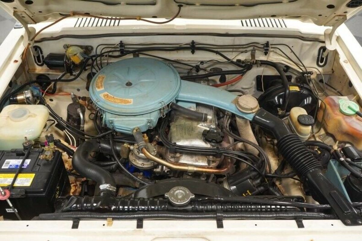 1982 Datsun 720 - photo 4