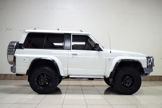 1990 Nissan Other LIFTED 4X4 - photo 11