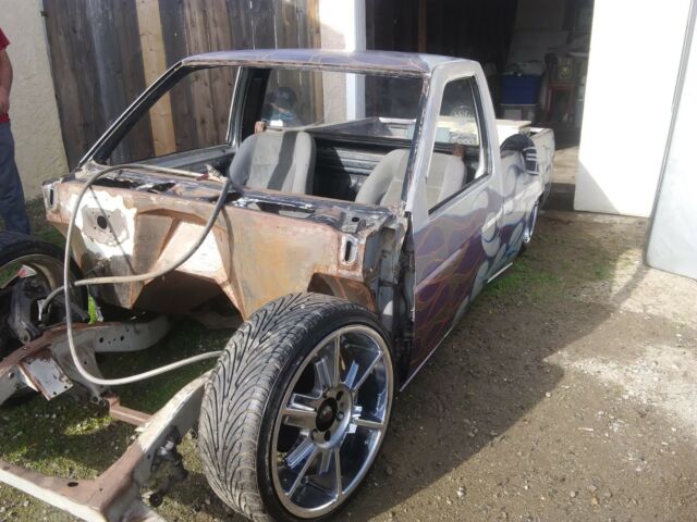 1989 Nissan Other Pickups - photo 2