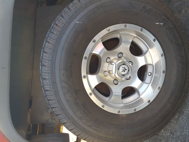1993 Nissan Other Pickups - photo 8