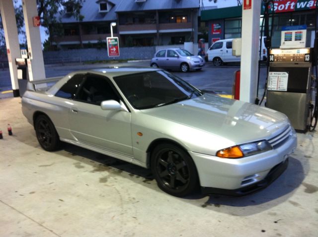 1990 Nissan GT-R - photo 2