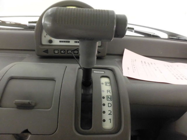 1989 Nissan S Cargo 2 Dr van - photo 12