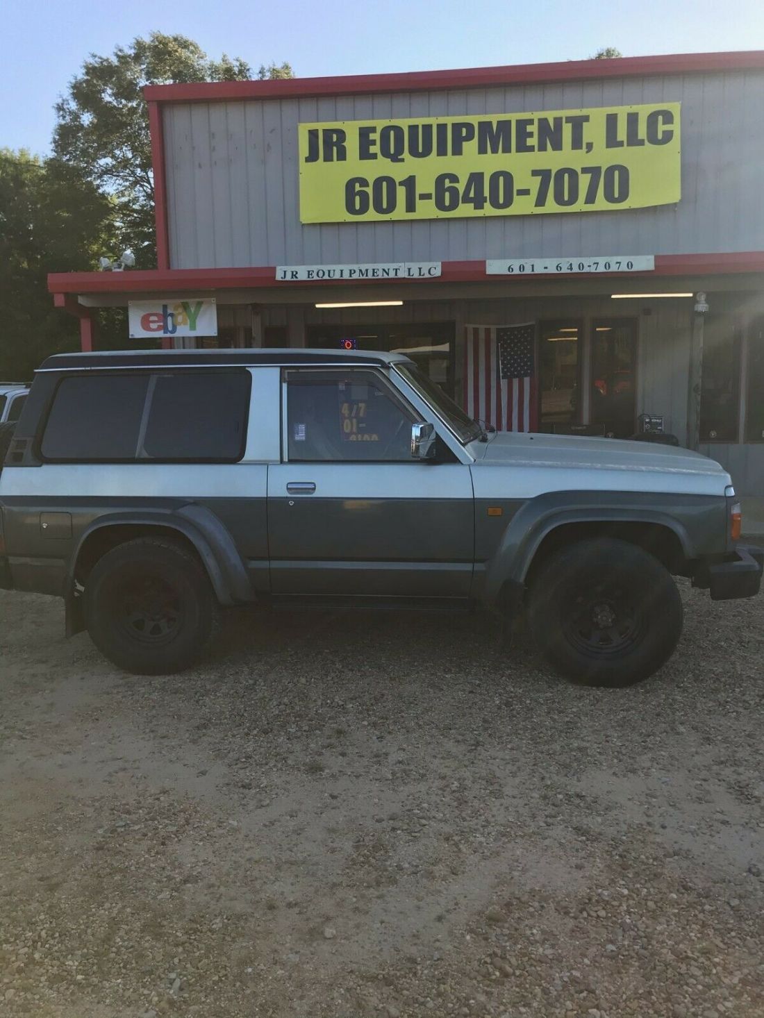 1991 Nissan Safari 4X4 6-Cyl. Diesel 2-Door SUV - photo 2