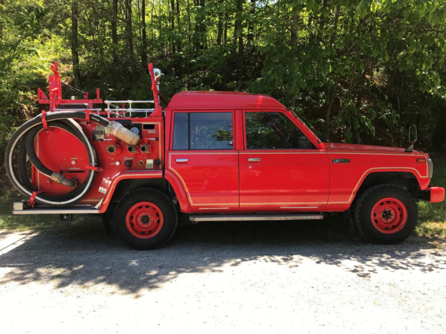 Nissan Safari pickup JDM RHD right hand drive 4 door 4wd 4x4 fire truck 1989 1989 Nissan Other Pickups 4 door