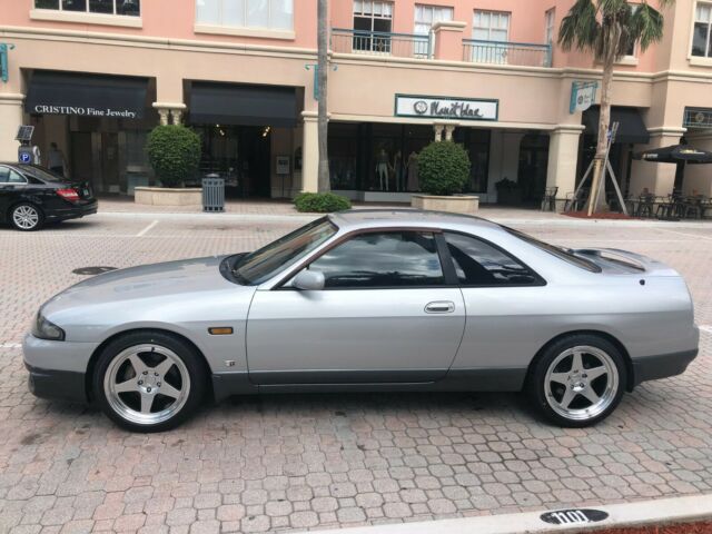 1993 Nissan GT-R - photo 7