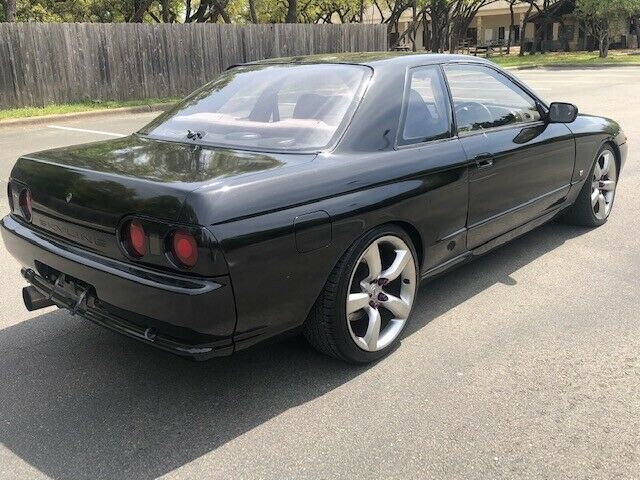 1990 Nissan Skyline GTS-T - photo 9