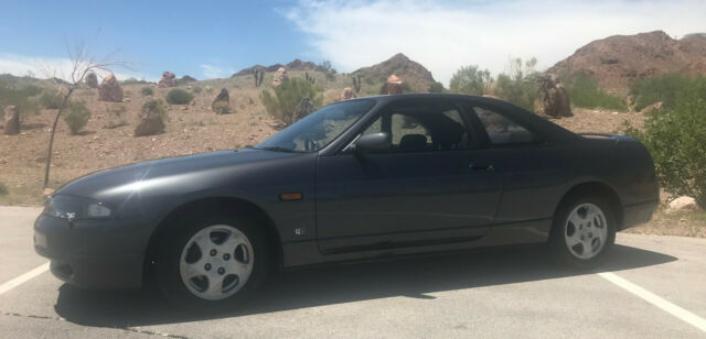 1994 Nissan Skyline R33 Coupe - photo 2