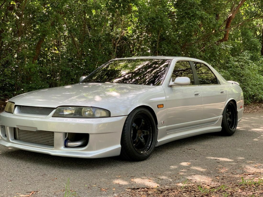 Nissan skyline R33 GTS-T sedan 5 Speed manual transmission turbo 1993 Nissan Skyline GTST R33 RB25DET 5 Speed manual transmission RHD