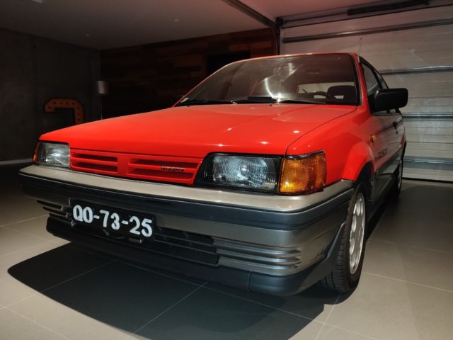 1988 Nissan SUNNY GTI - photo 2