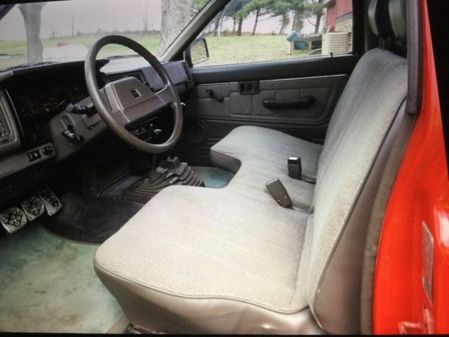1986 Nissan Other Pickups - photo 3