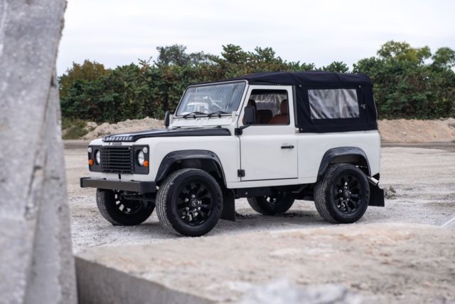 1986 Land Rover Defender 90 DIESEL CAB