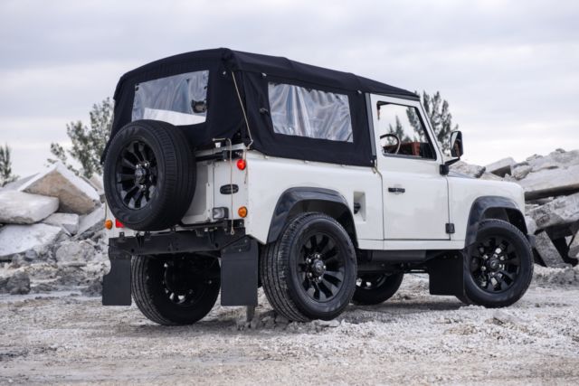 1986 Land Rover Defender 90 DIESEL CAB - photo 4