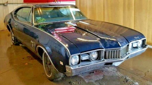 1968 Oldsmobile Cutlass S - photo 2