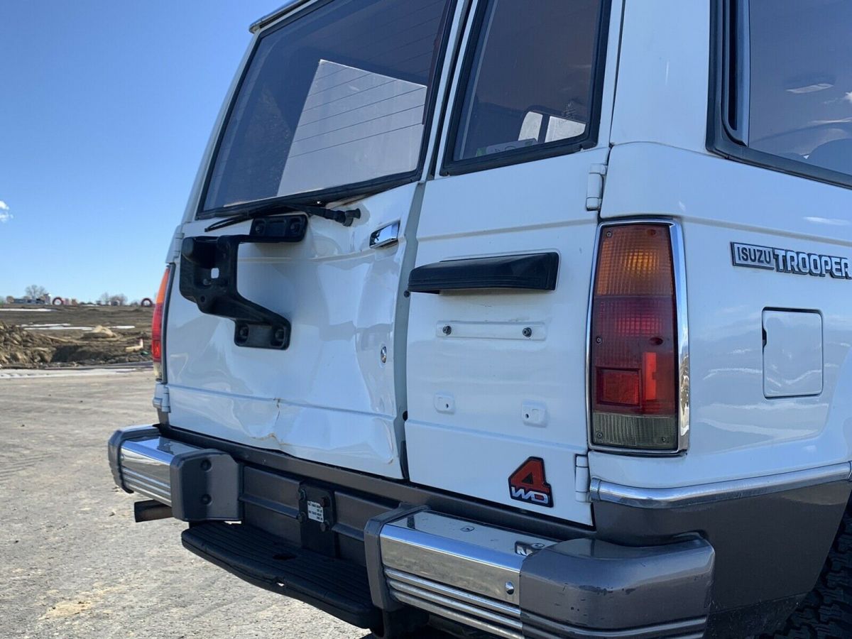1989 Isuzu Trooper II - photo 9