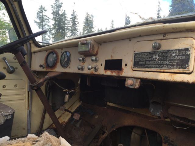 1955 International Harvester R160 coe cabover - photo 13