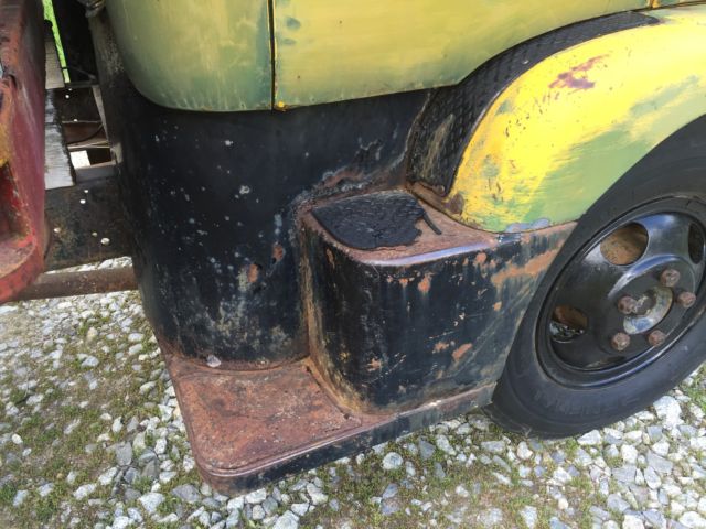1955 International Harvester R160 coe cabover - photo 4
