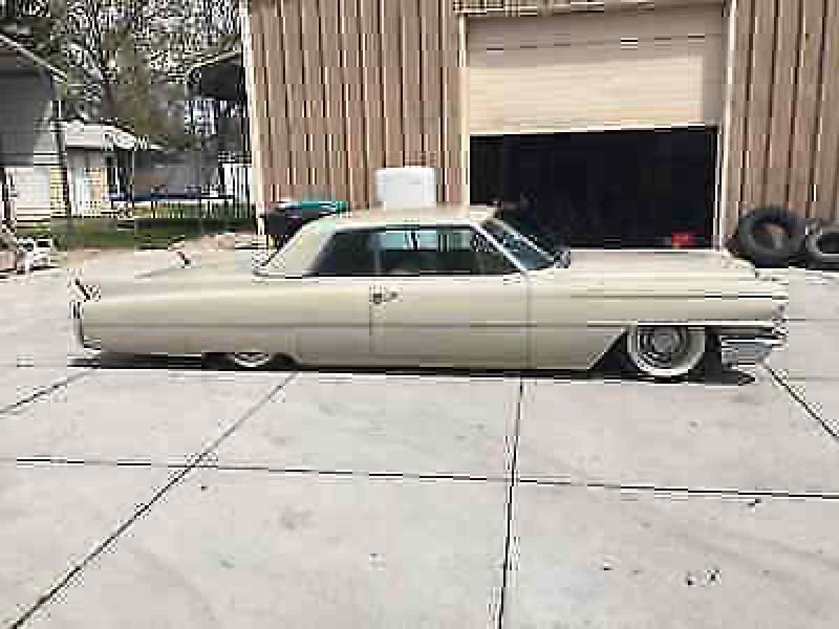 1963 Cadillac Coupe Deville - photo 4