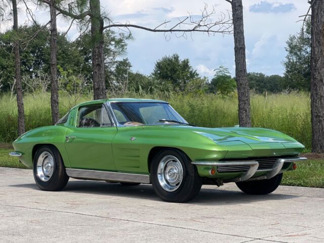 1963 Chevrolet Corvette - photo 2