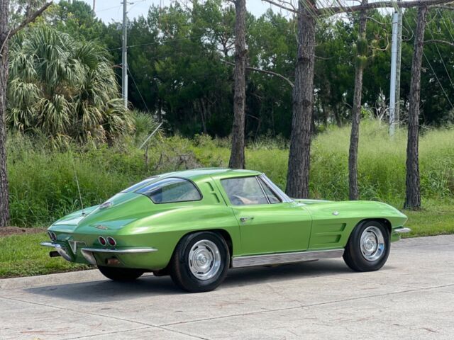1963 Chevrolet Corvette - photo 3