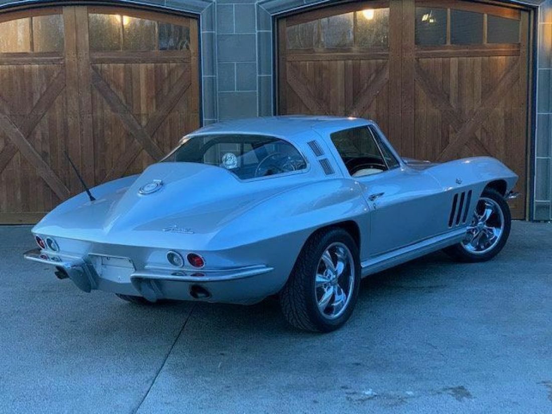 1965 Chevrolet Corvette NO RESERVE - photo 3