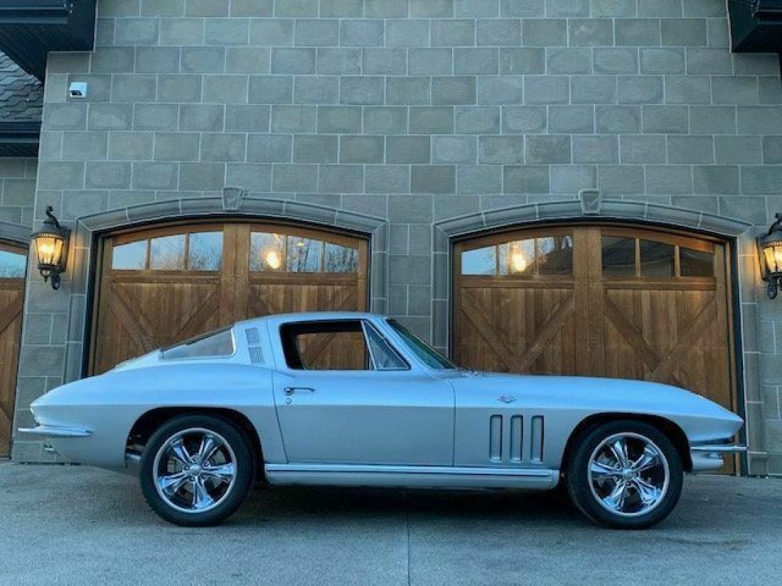 1965 Chevrolet Corvette NO RESERVE - photo 4