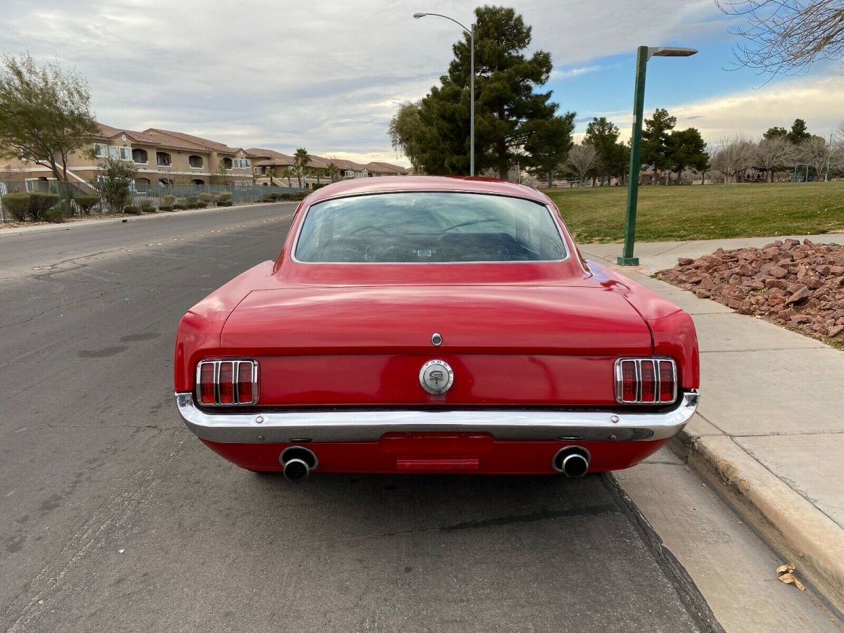 1965 Ford Mustang FASTBACK GT - photo 2
