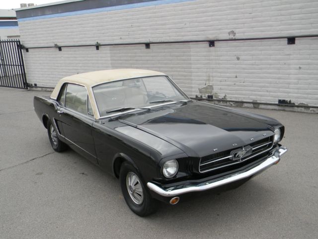 NO RESERVE 1965 ford mustang PONY INTERIOR ORIGINAL 66 67 68 69 70 MAVERIC 1965 Ford Mustang PONY