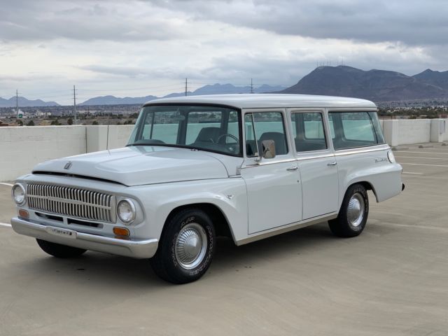 NO RESERVE 1966 INTERNATIONAL TRAVLEALL RESTORED TURN KEY DAILY DRIVER EXT COND 1966 International Harvester 1000A TRAVLEALL