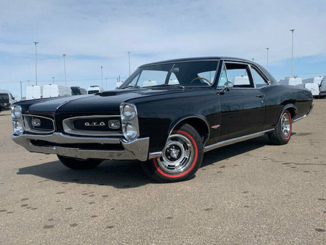 NO RESERVE 1966 PONTIAC GTO 389 TRI POWER 2X3 GM OF CANADA AND PHS DOCUMENTED 1966 Pontiac GTO NO RESERVE