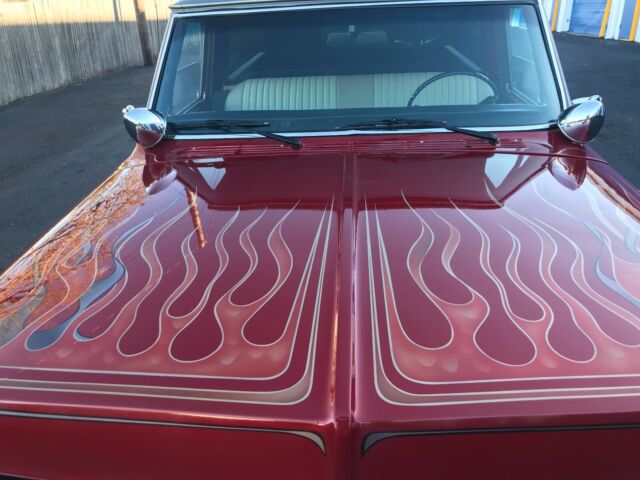 1972 Chevrolet C-10 Short Bed 4 speed Disc/Drum Lowered - photo 4