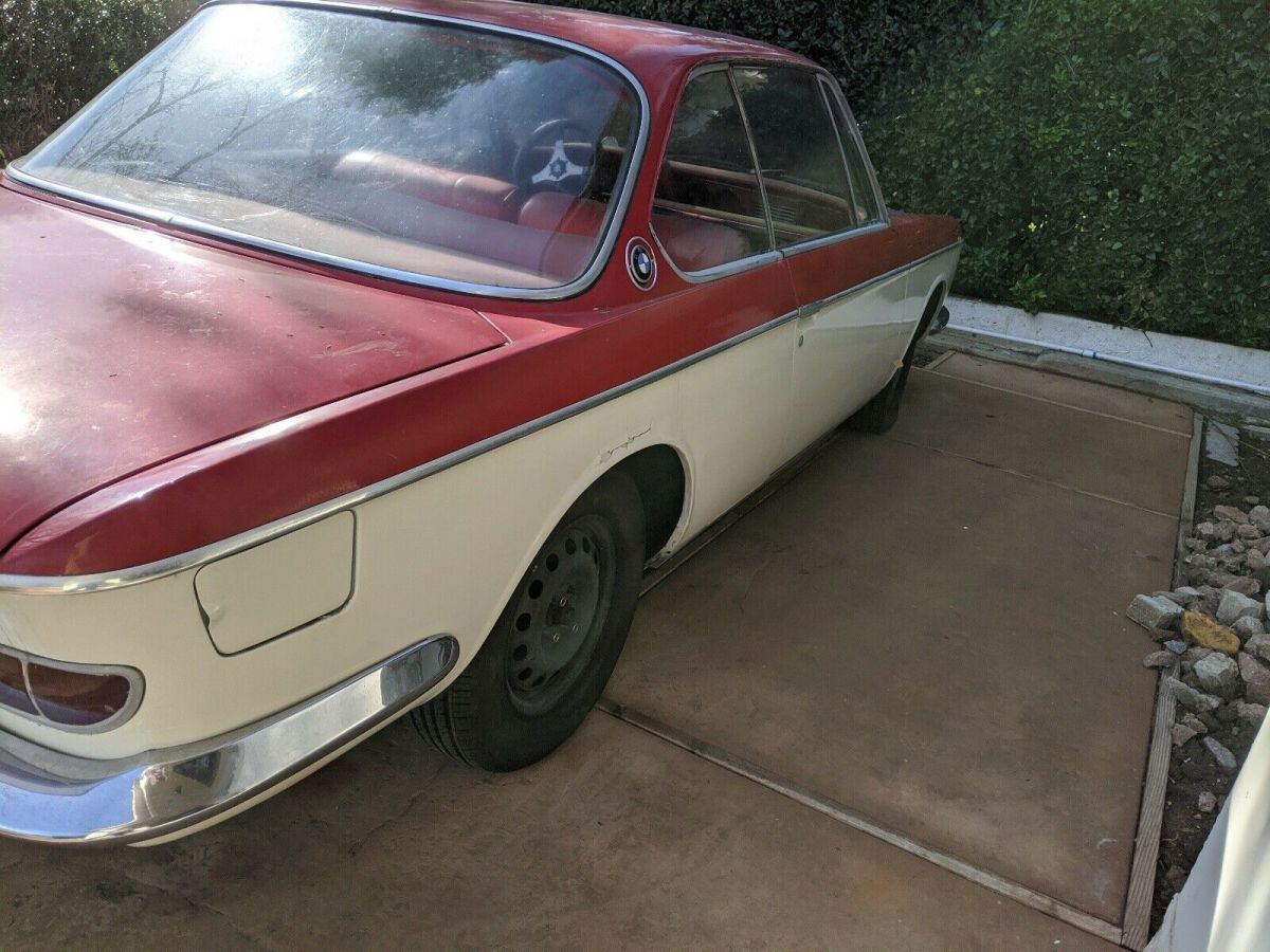 1967 BMW 2000CS Red Vinyl - photo 5