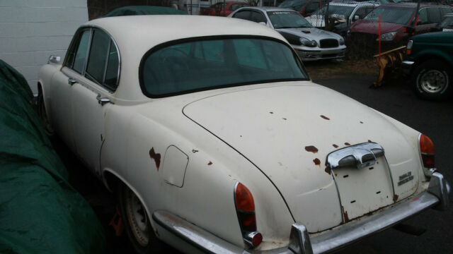 1967 Jaguar Daimler Sovereign - photo 6