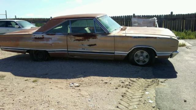 1967 Dodge Coronet - photo 2