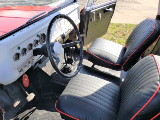 1967 International Harvester Scout 2 door convertible 4x4 - photo 8