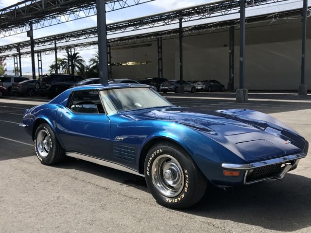 NO RESERVE 1972 CHEVROLET CORVETTE STINGRAY T-TOP AUTOMATIC 350 RUNS AND DRIVES 1972 Chevrolet Corvette STINGRAY