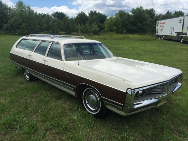 1972 Chrysler Town & Country - photo 3